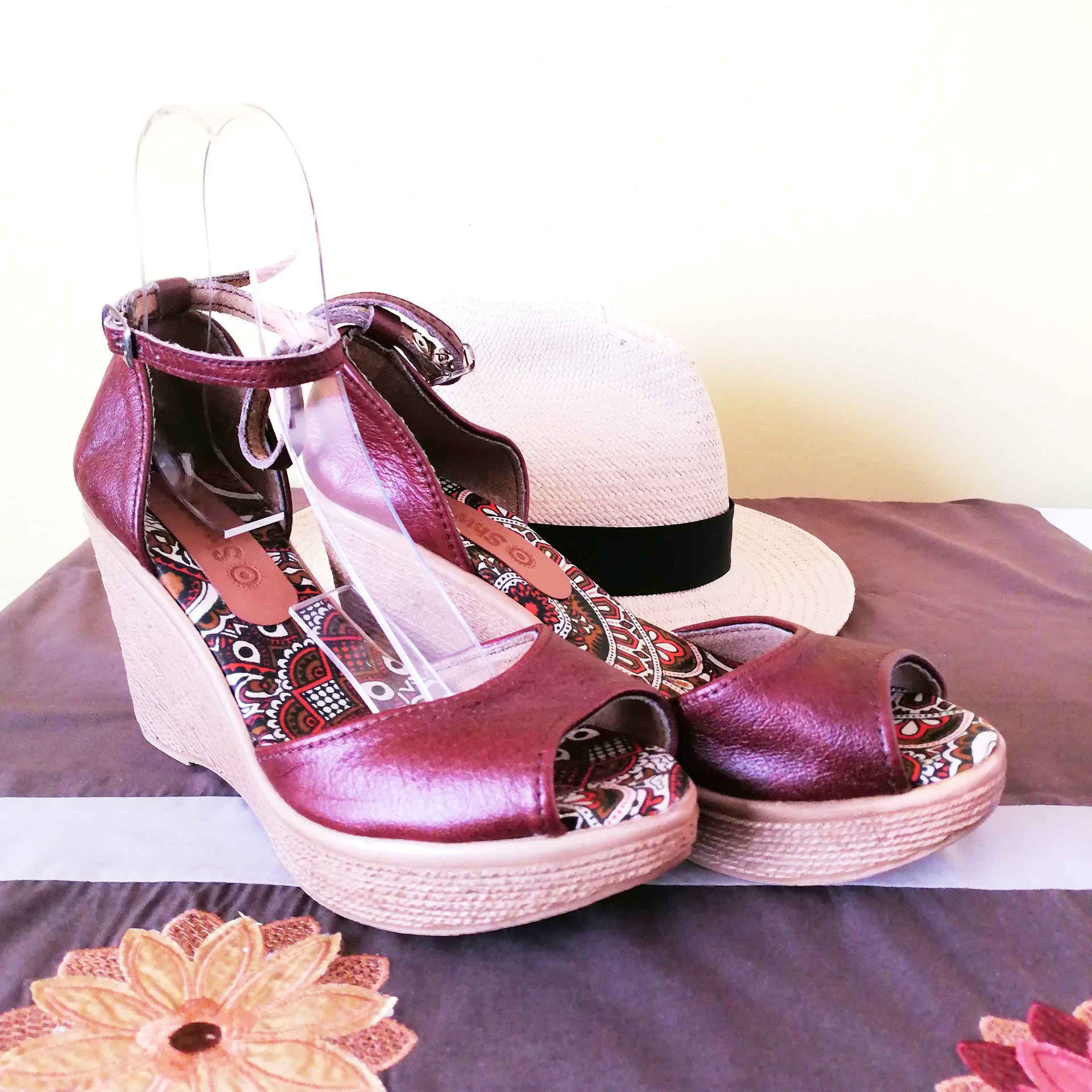 African Queen Wedges