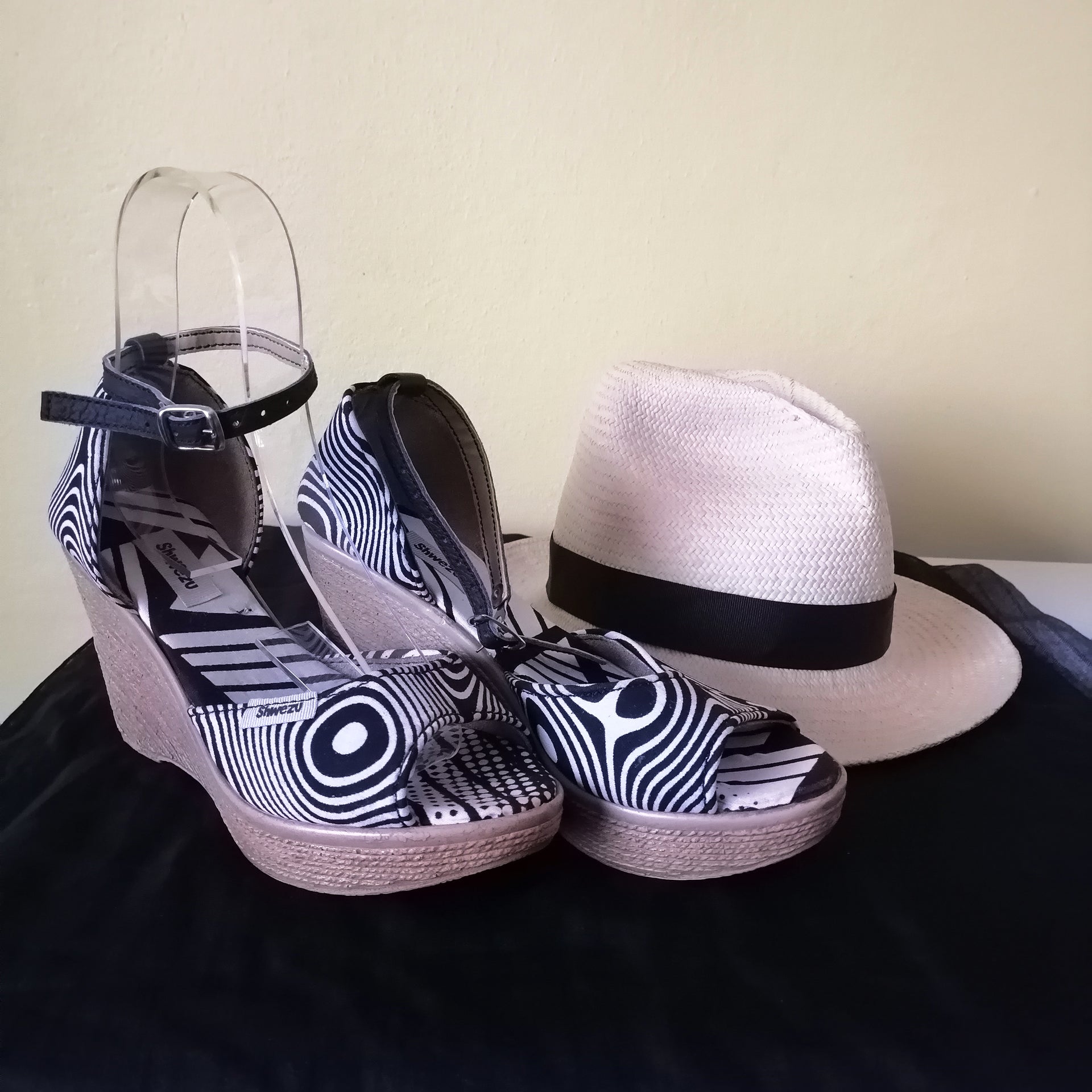 Shwezu Shweshwe Wedges
