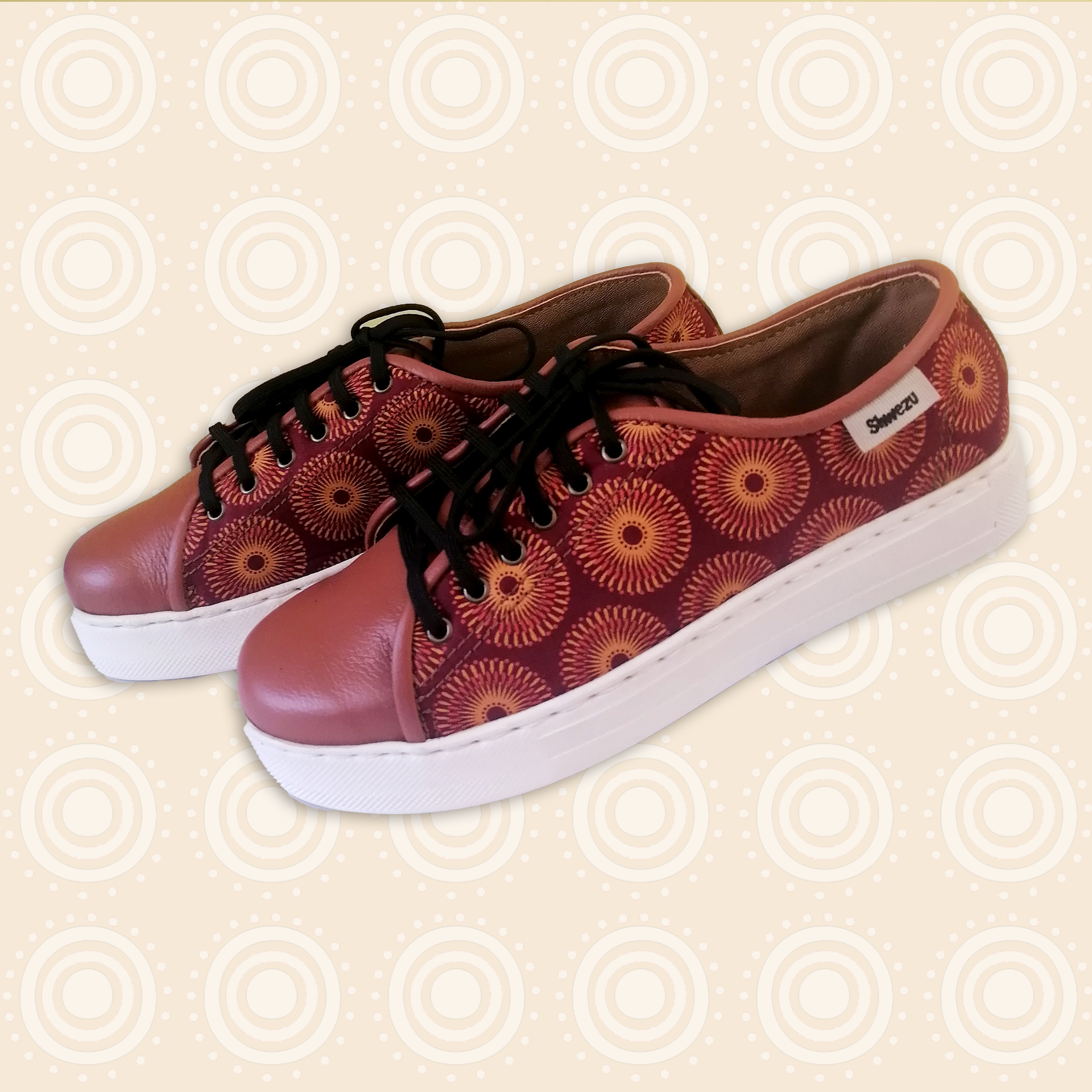 Shwezu Sneakers with leather vamp