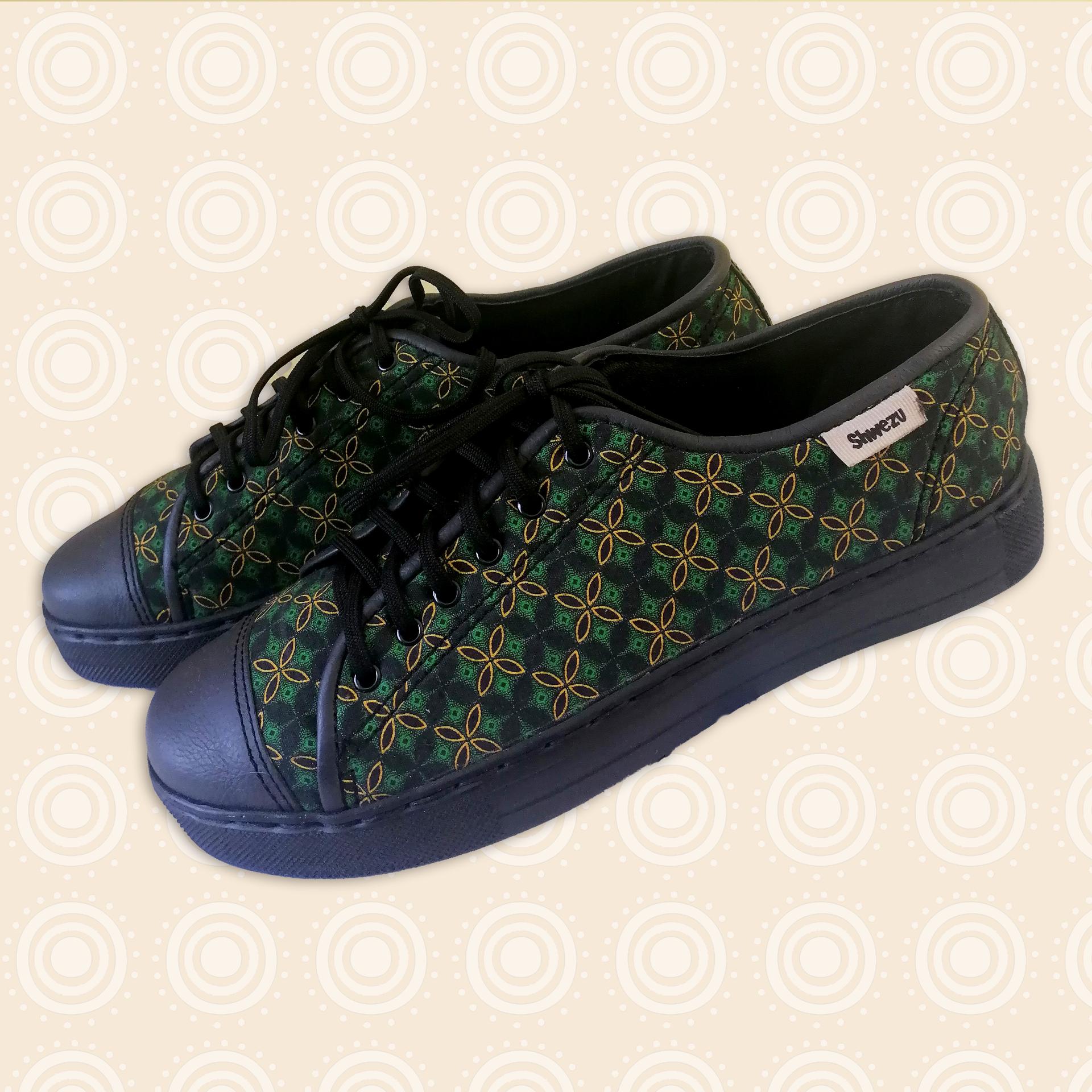 Shwezu Sneakers with fabric vamp