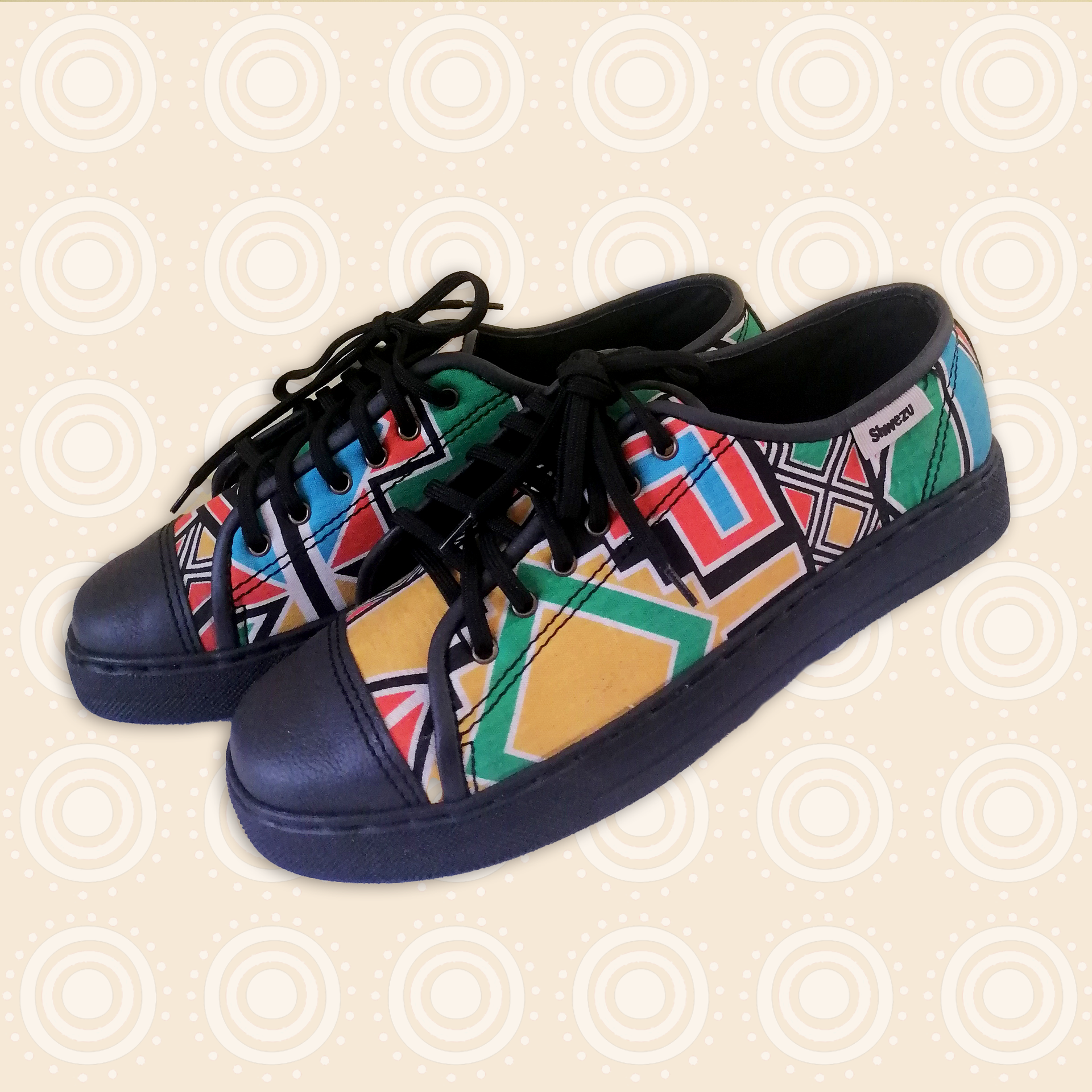 Shwezu Sneakers with fabric vamp